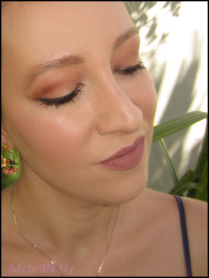 blog beauté kat von d palette shade + light eye contour avis test swatch teintes chaudes make-up